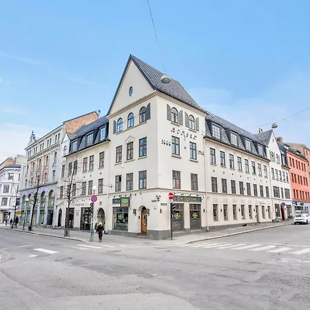 Apartment Forenom Serviced Hall
